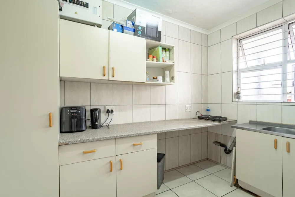 Apartment for sale in Glenwood, Durban - 1DA1719409