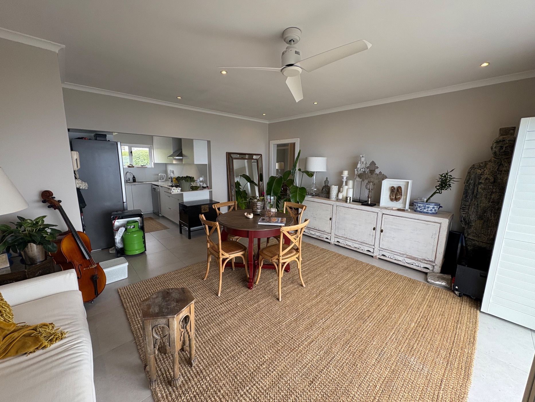 Apartment to rent in Camps Bay - BYL1717605