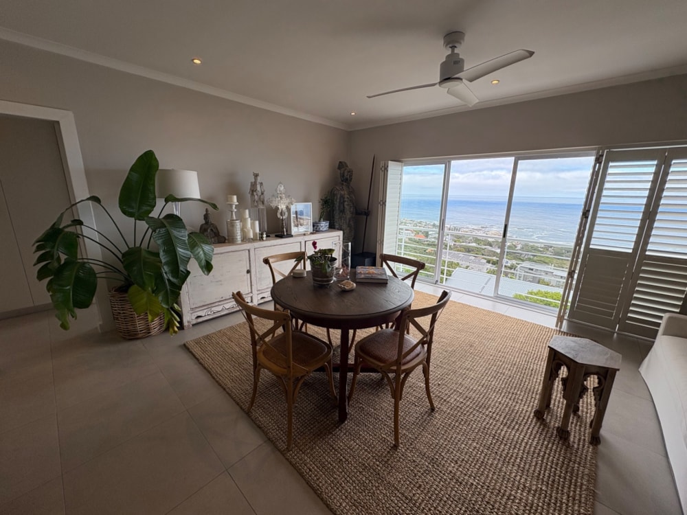 Apartment to rent in Camps Bay - BYL1717605 Apartment to rent in Camps Bay - BYL1717605