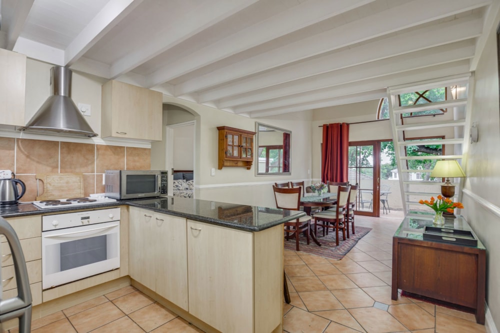 Apartment for sale in Saxonwold - HP1717742