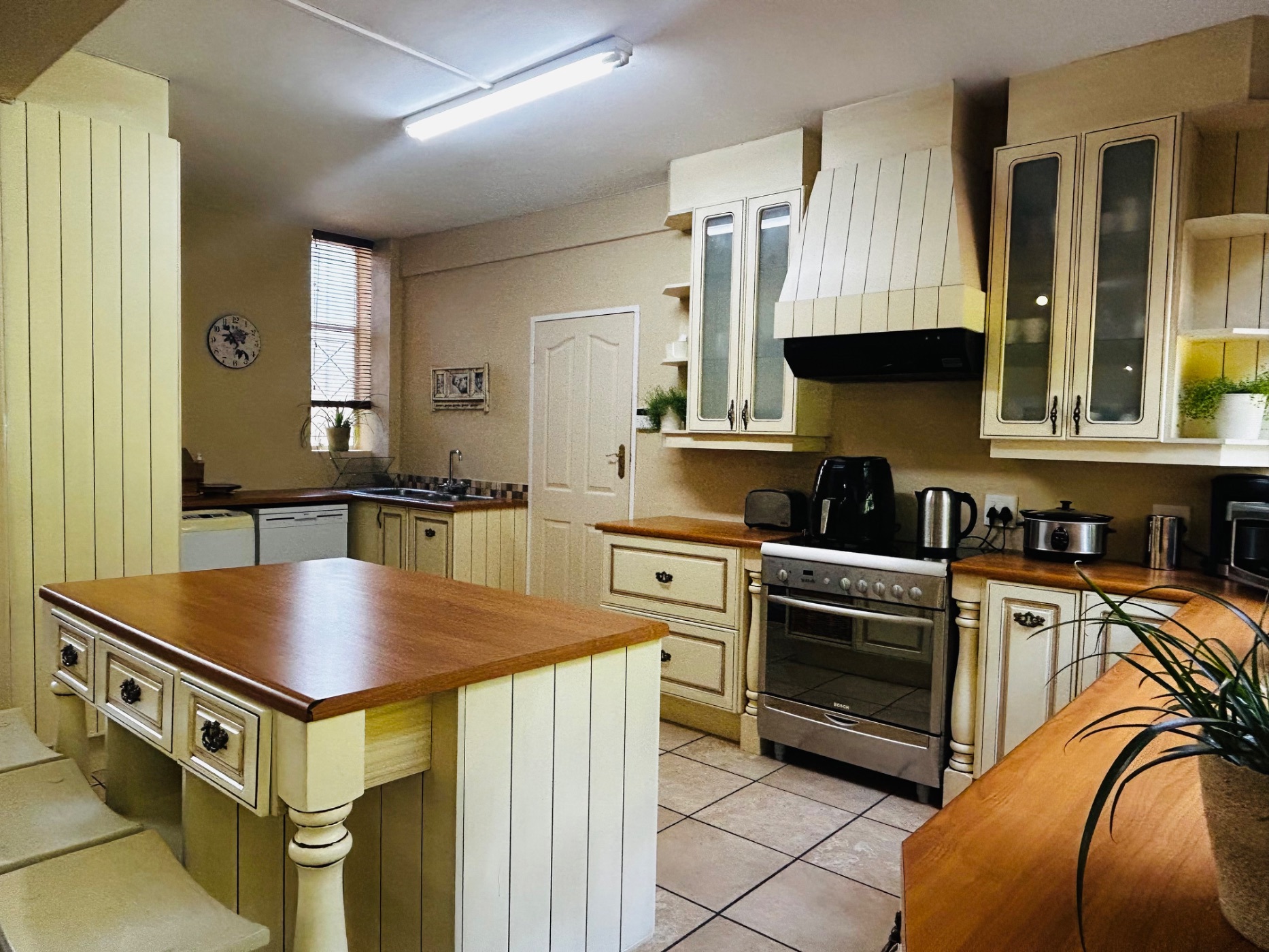 Apartment for sale in Three Rivers Proper - 1VT1717595