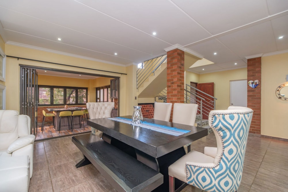 House for sale in Ruimsig Country Estate - RAN1717726 House for sale in Ruimsig Country Estate - RAN1717726