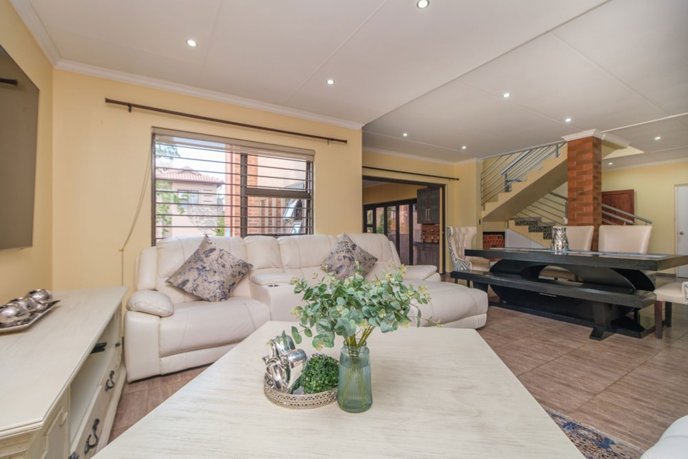 House for sale in Krugersdorp (Mogale City) - RAN1717726 House for sale in Krugersdorp (Mogale City) - RAN1717726