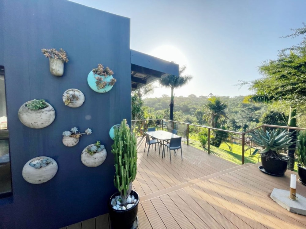 House for sale in Mount Moreland - 1ND1717648