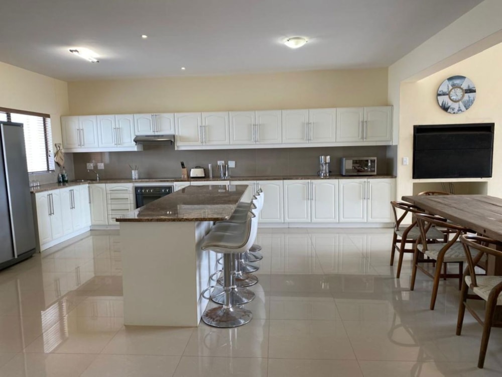 Beachfront villa for sale in Long Beach, Namibia - 3NM1718120 Beachfront villa for sale in Long Beach, Namibia - 3NM1718120