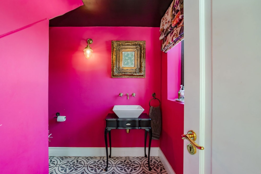 Double-storey house to rent in Franschhoek - FWL1718356 Double-storey house to rent in Franschhoek - FWL1718356