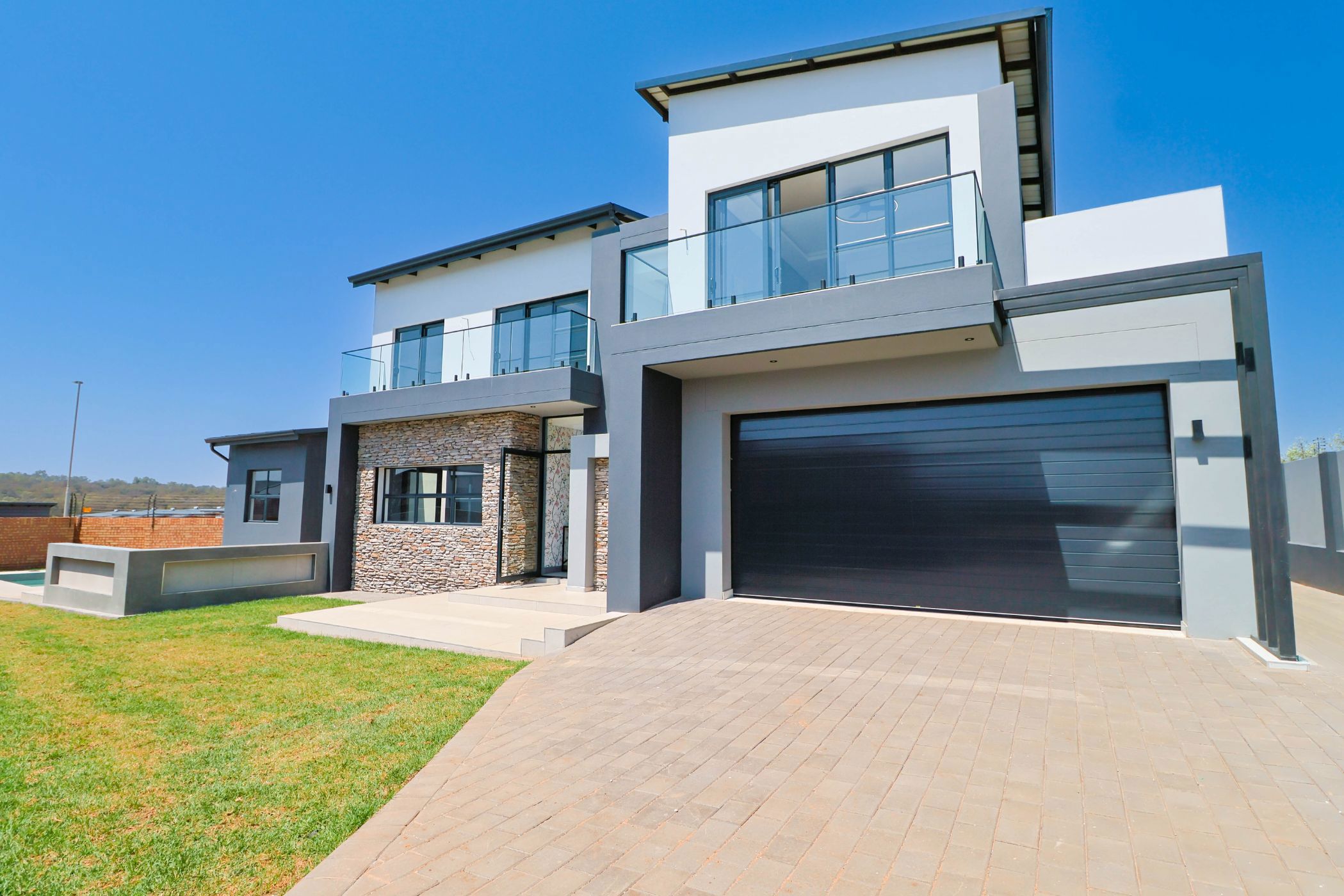 Security estate home for sale in Fountainbrook Estate - CN1717807