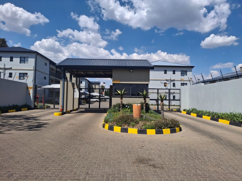 Apartment for sale in Brentwood Park, Benoni - EN1718137