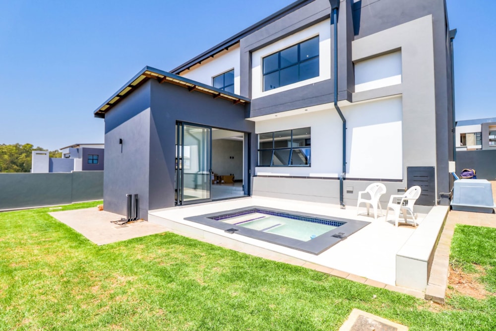 Security estate home for sale in Fountainbrook Estate - CN1717967 Security estate home for sale in Fountainbrook Estate - CN1717967