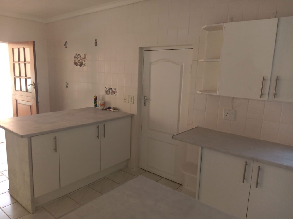 Double-storey house to rent in Sunninghill - FYL1718232 Double-storey house to rent in Sunninghill - FYL1718232