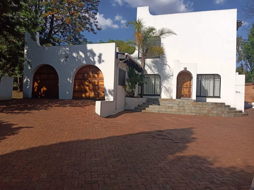 Double-storey house let in Sunninghill - FYL1718232 Double-storey house let in Sunninghill - FYL1718232