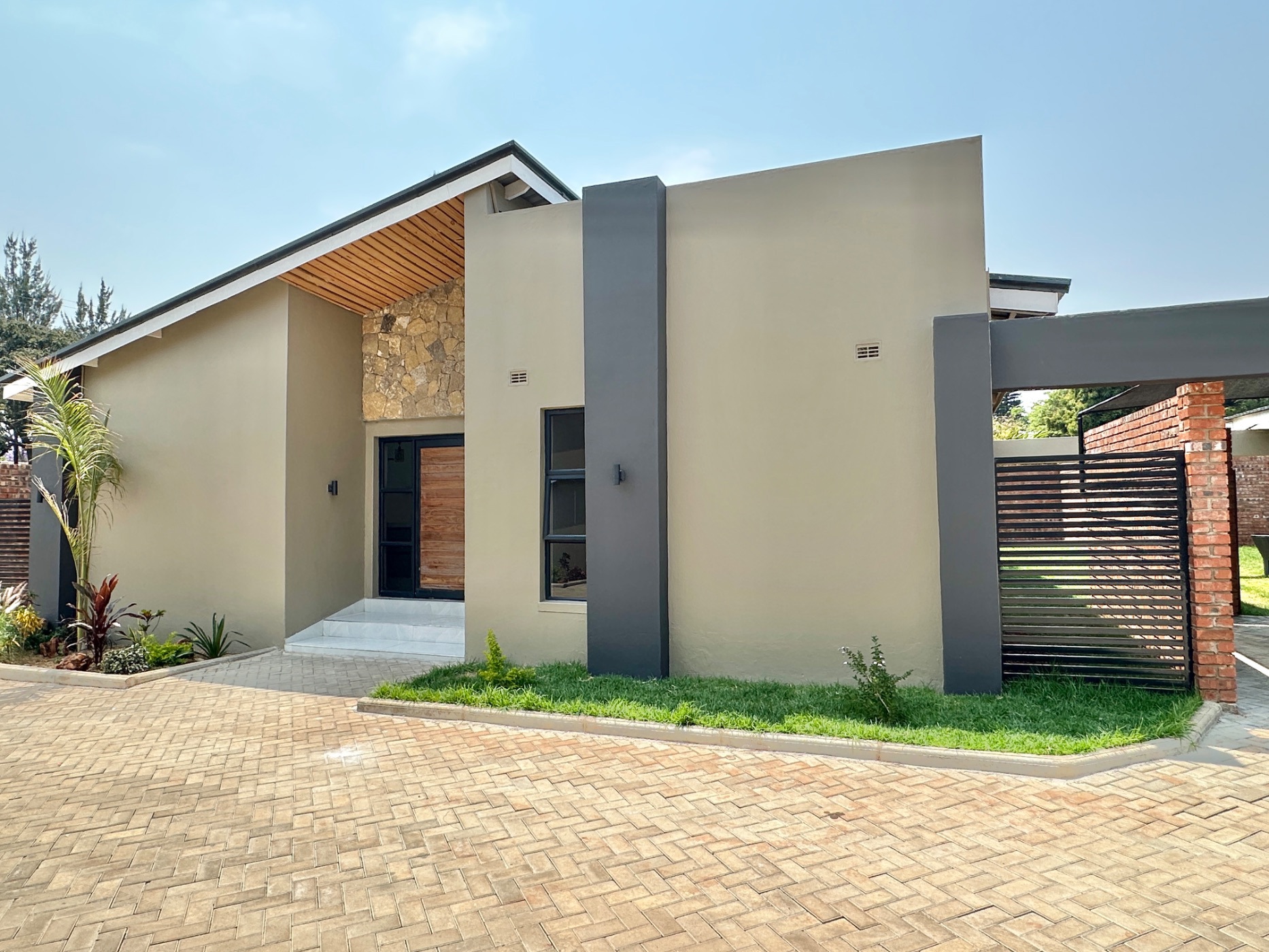 Cluster to rent in Greendale, Zimbabwe - 3ZB1718015