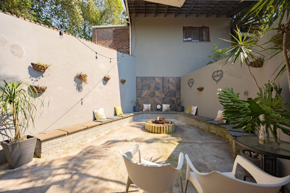 House for sale in Forest Hills - 1KF1718284