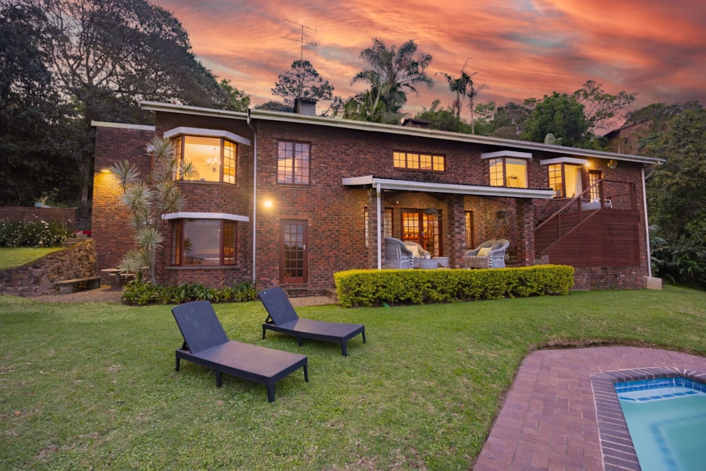 House for sale in Forest Hills - 1KF1718284