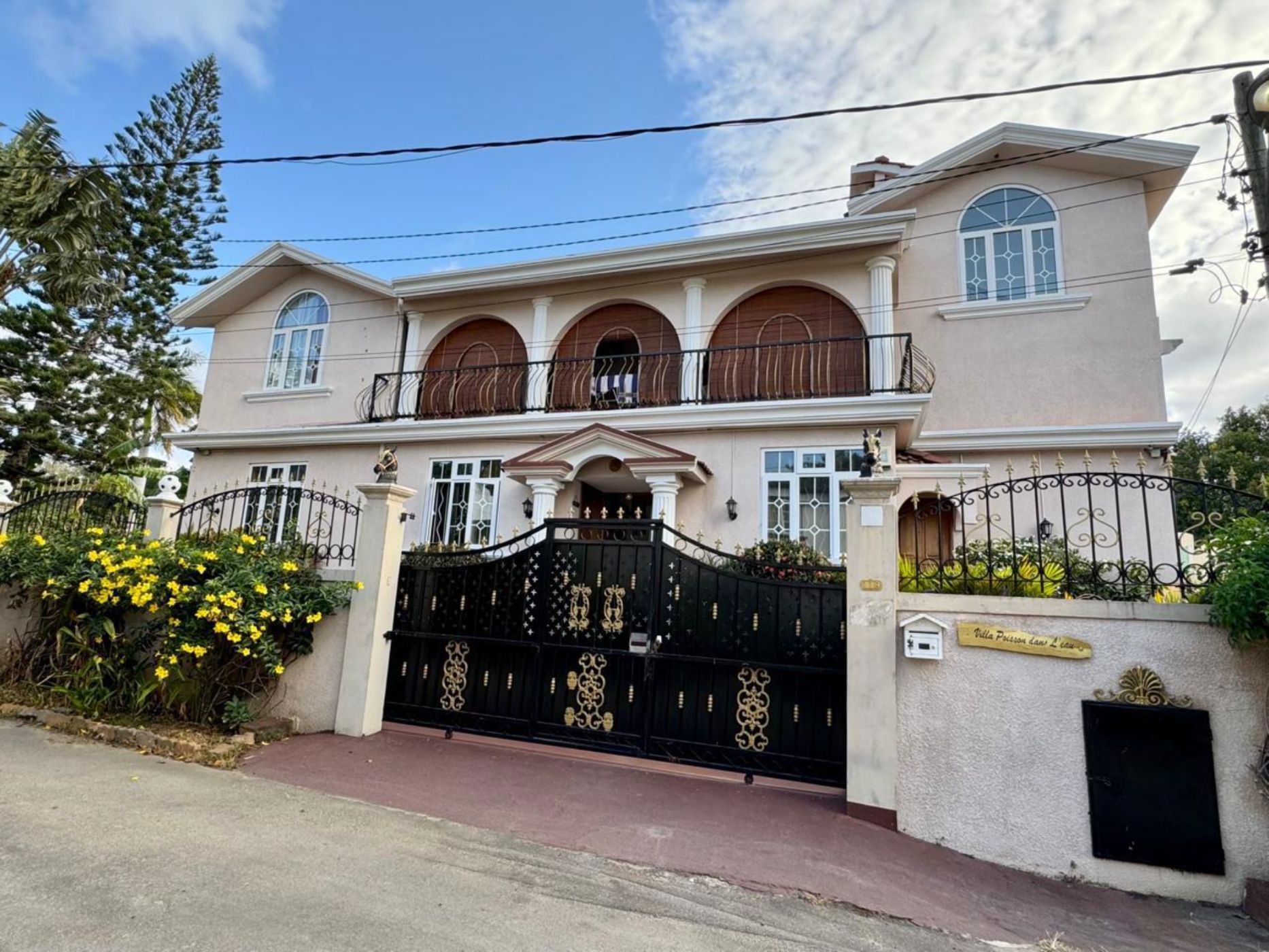 House for sale in Trou aux Biches, Mauritius - MPR1718031