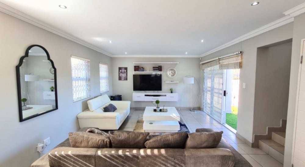 Townhouse to rent in Nahoon Valley Park - 1EZ1718518 Townhouse to rent in Nahoon Valley Park - 1EZ1718518