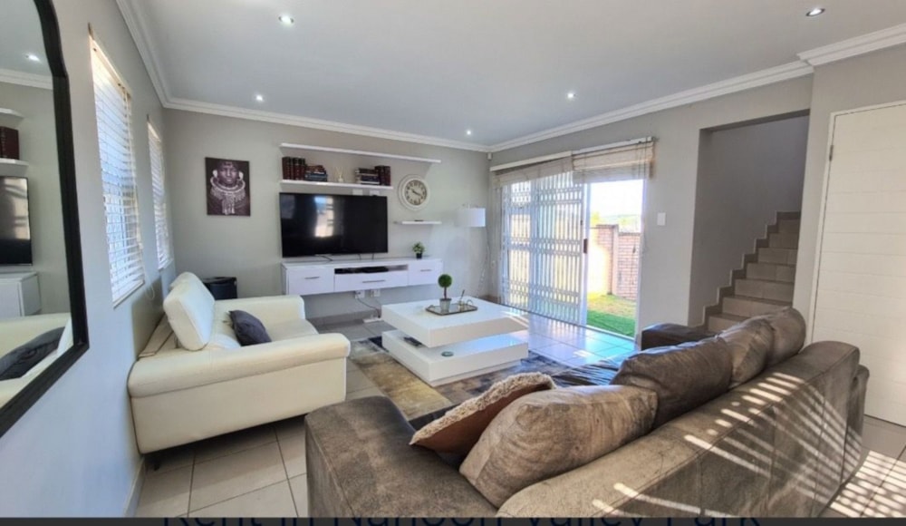 Townhouse to rent in Nahoon Valley Park - 1EZ1718518 Townhouse to rent in Nahoon Valley Park - 1EZ1718518