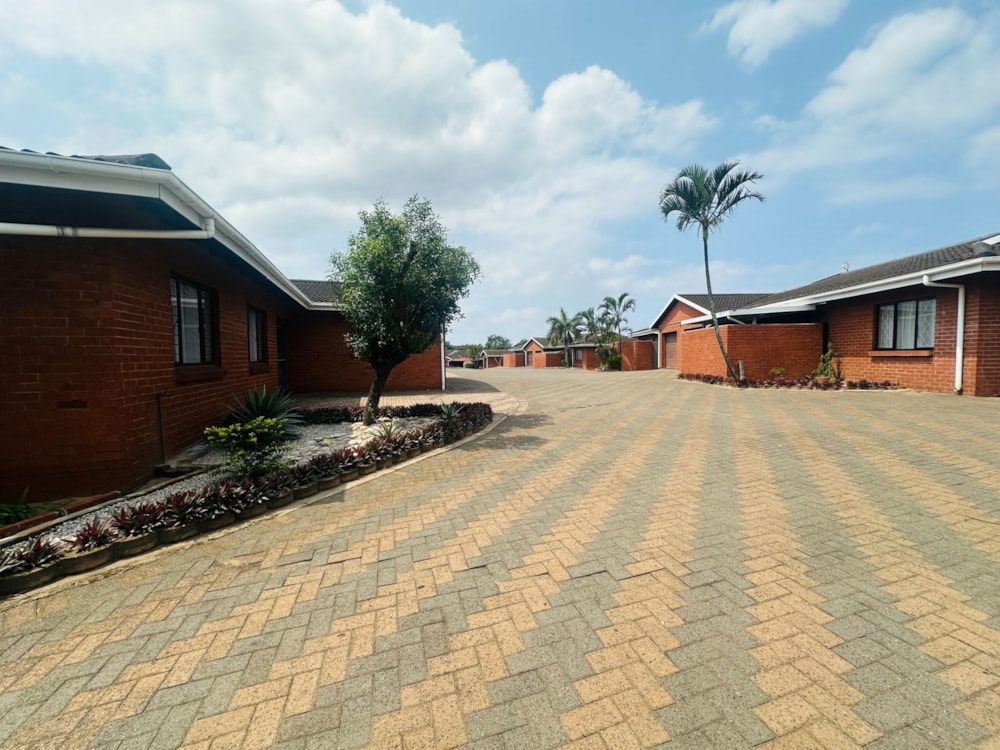 Townhouse to rent in Arboretum, Richards Bay - 1RY1718084 Townhouse to rent in Arboretum, Richards Bay - 1RY1718084
