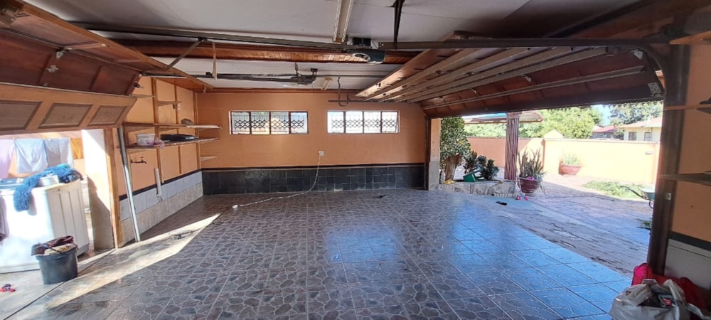 House for sale in Phalaborwa - 1PW1718117