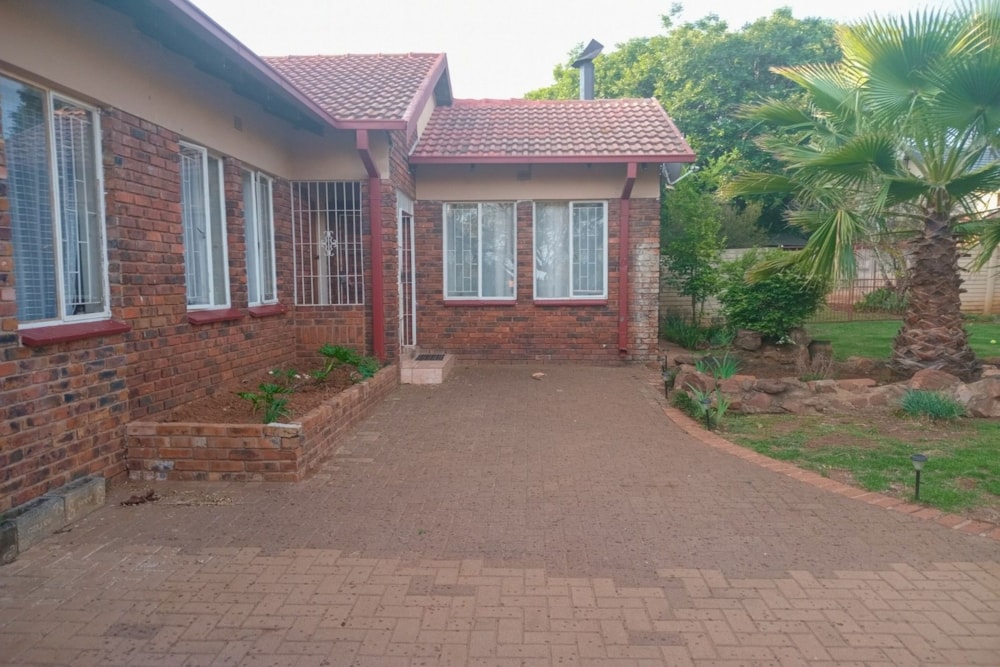 House for sale in Dennesig, Middelburg, Mpumalanga - 1MD1718175