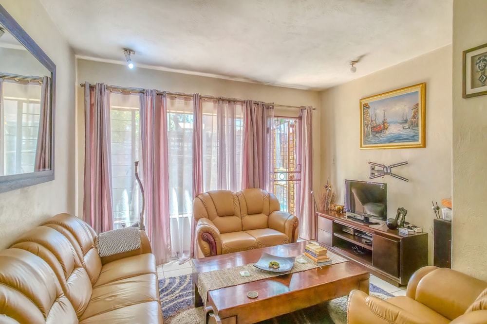 Apartment for sale in Windsor East - RAN1718910 Apartment for sale in Windsor East - RAN1718910