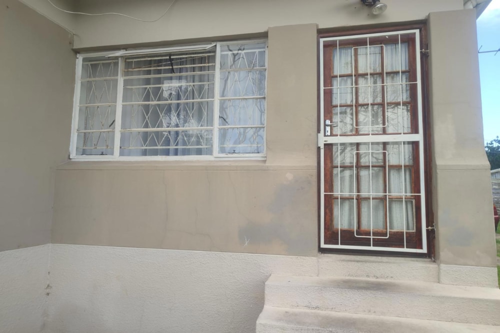 Semi-detached house let in Penford - 1UK1718262