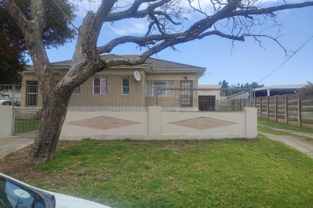 Semi-detached house let in Penford - 1UK1718262