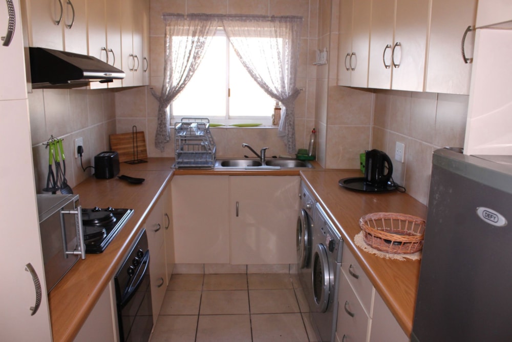 Apartment to rent in Amanzimtoti - 1WB1718538 Apartment to rent in Amanzimtoti - 1WB1718538
