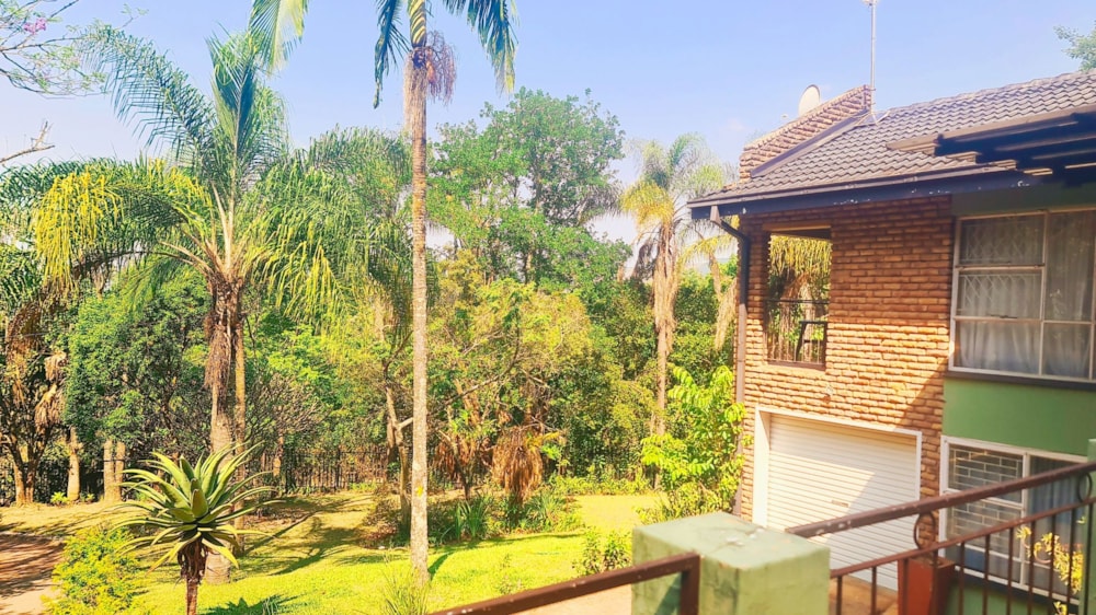 Double-storey house for sale in Modjadjiskloof - 1TA1718508 Double-storey house for sale in Modjadjiskloof - 1TA1718508