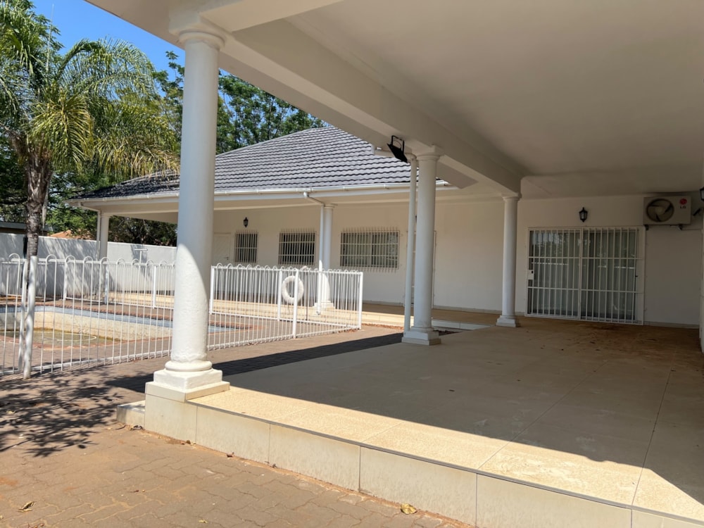 House to rent in Gaborone, Botswana - 3BO1718350 House to rent in Gaborone, Botswana - 3BO1718350