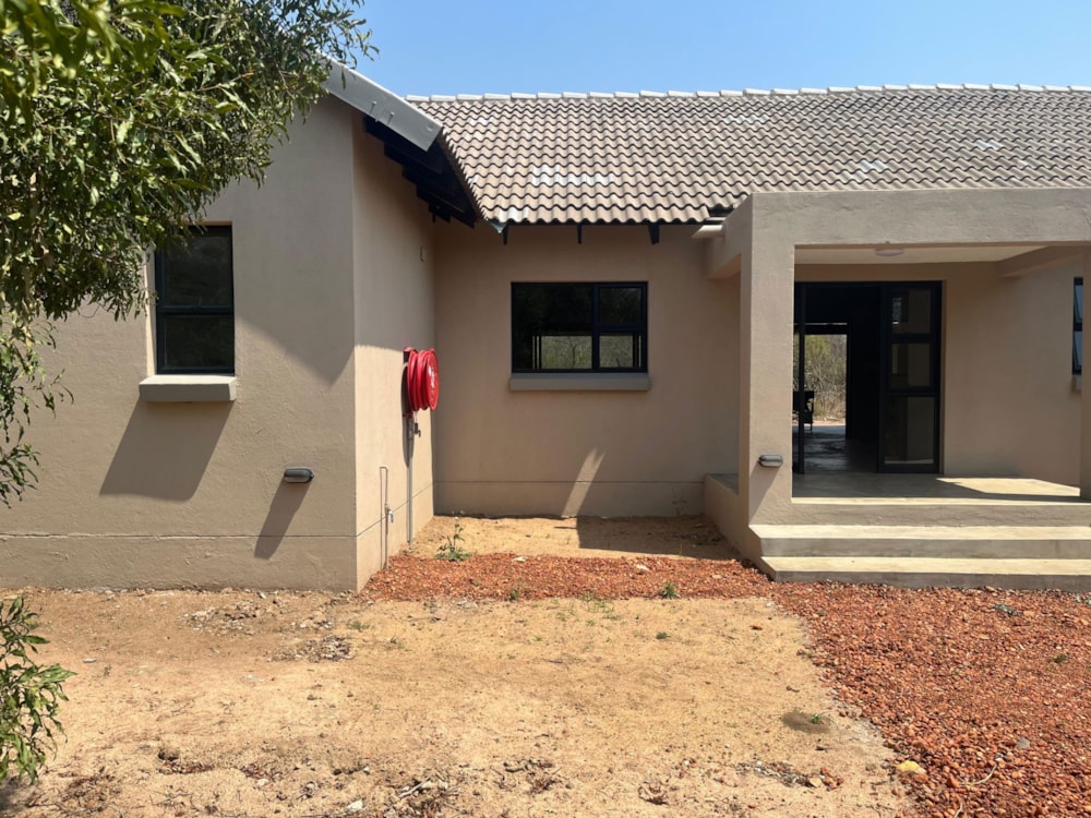 House for sale in Moditlo Nature Reserve - 1HS1718414 House for sale in Moditlo Nature Reserve - 1HS1718414