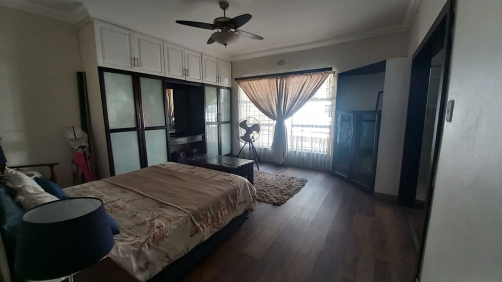 House for sale in Petersfield - 1SP1718495