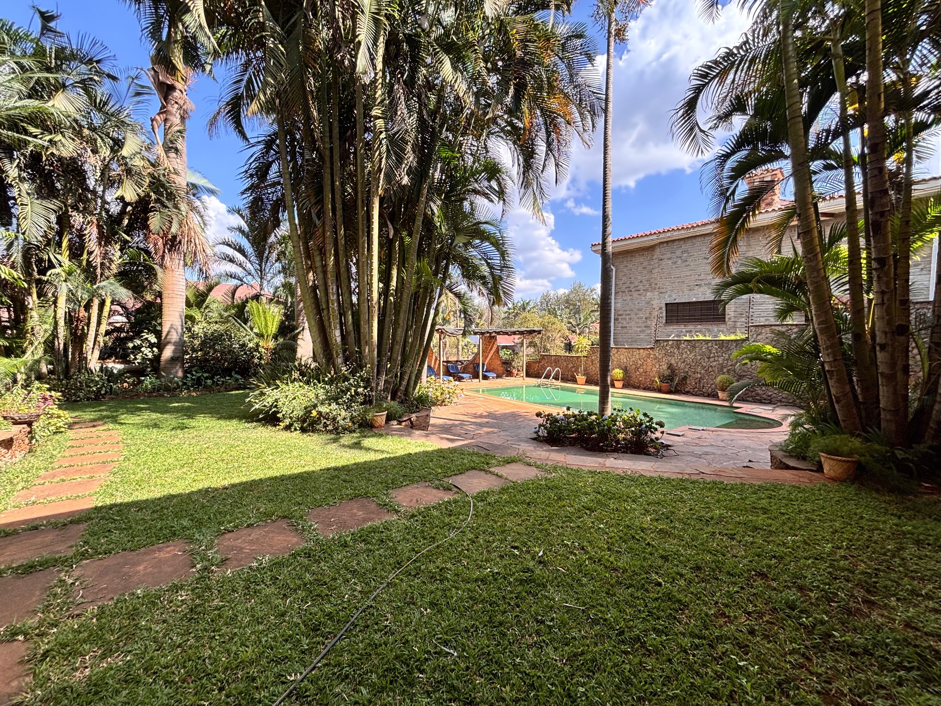 House to rent in Runda , Kenya - 3KE1718391