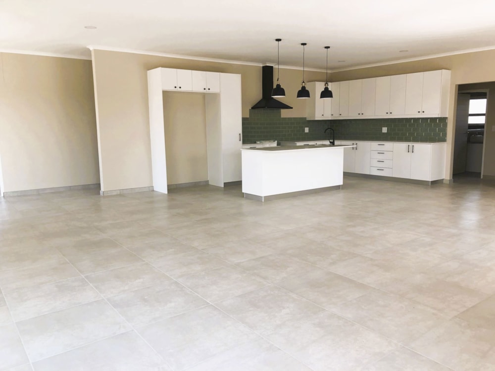 House for sale in Rossmund Golf Estate, Namibia - 3NM1718463 House for sale in Rossmund Golf Estate, Namibia - 3NM1718463