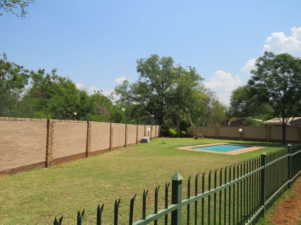 Apartment for sale in Ellisras (Lephalale) - 1ER1718420