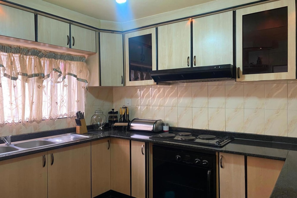 House to rent in Chatsworth, KwaZulu-Natal - 1WP1718443 House to rent in Chatsworth, KwaZulu-Natal - 1WP1718443