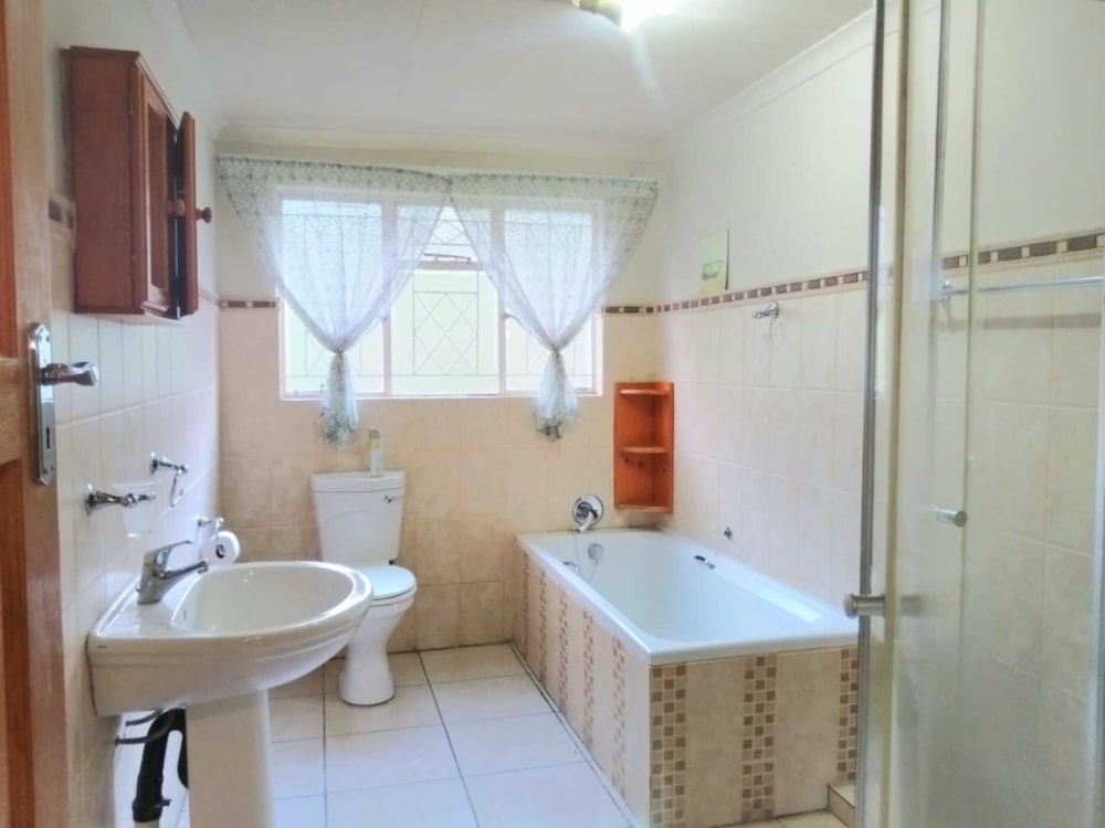 House for sale in Matatiele, Eastern Cape - 1UB1718476 House for sale in Matatiele, Eastern Cape - 1UB1718476