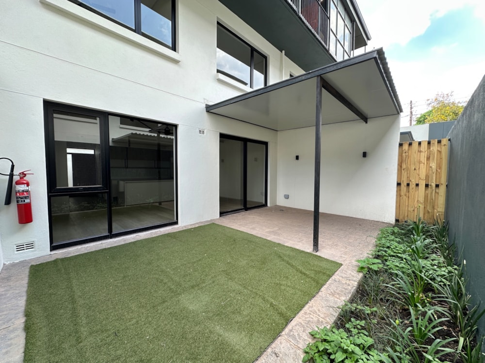 Double-storey apartment to rent in Vainona, Zimbabwe - 3ZB1718483 Double-storey apartment to rent in Vainona, Zimbabwe - 3ZB1718483