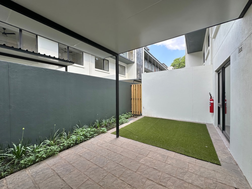 Double-storey apartment to rent in Vainona, Zimbabwe - 3ZB1718483 Double-storey apartment to rent in Vainona, Zimbabwe - 3ZB1718483