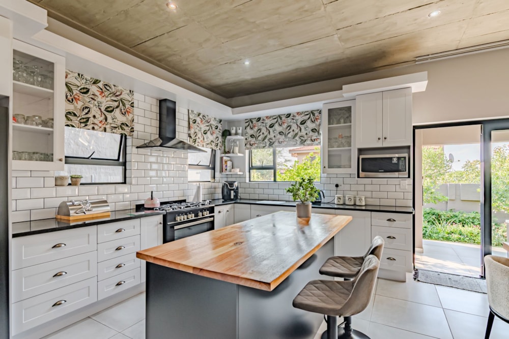 Security estate home for sale in Boardwalk - PT1718526 Security estate home for sale in Boardwalk - PT1718526