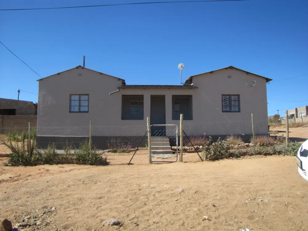 House let in Okiep - 1NA1718550
