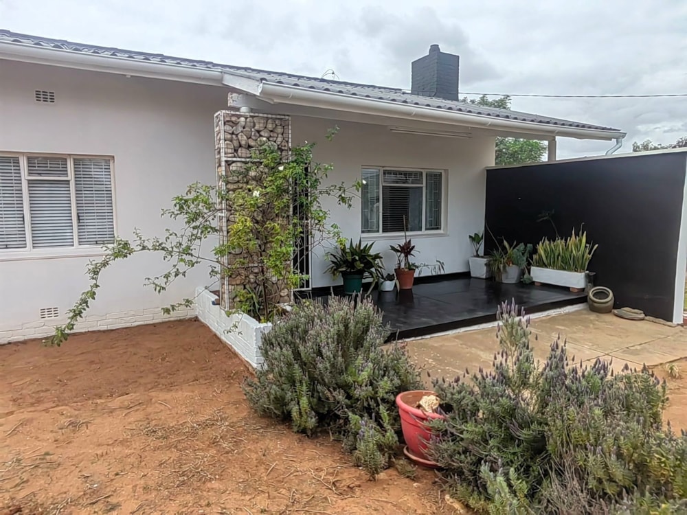 House for sale in Wesbank, Oudtshoorn - 1OU1718618 House for sale in Wesbank, Oudtshoorn - 1OU1718618