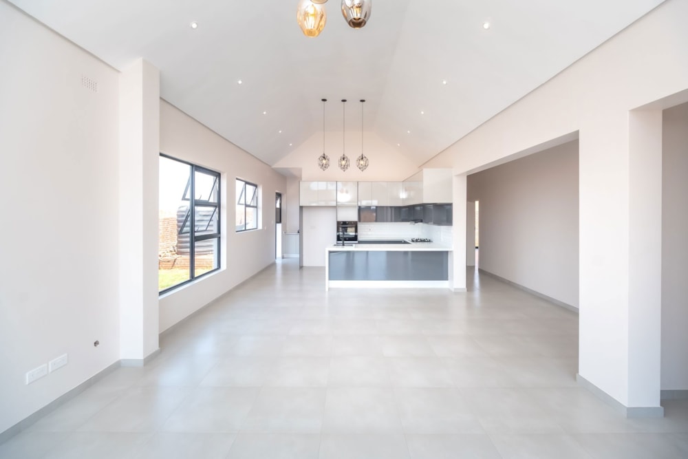 House for sale in Pomona , Zimbabwe - 3ZB1718602 House for sale in Pomona , Zimbabwe - 3ZB1718602