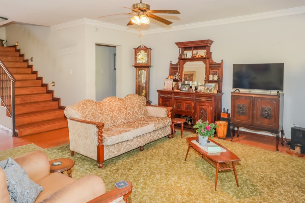 Golf estate house for sale in Magalies Golf Estate - 1HR1718698