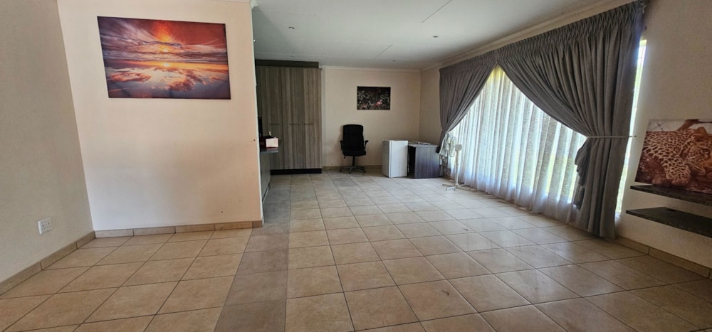 Townhouse for sale in Sonlandpark - 1VT1718696