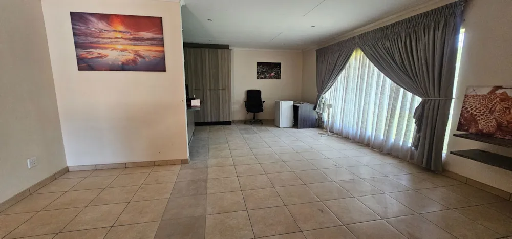 Townhouse for sale in Sonlandpark - 1VT1718696 Townhouse for sale in Sonlandpark - 1VT1718696