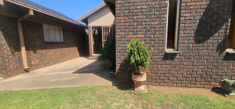 House for sale in Unitas Park - 1VT1718882