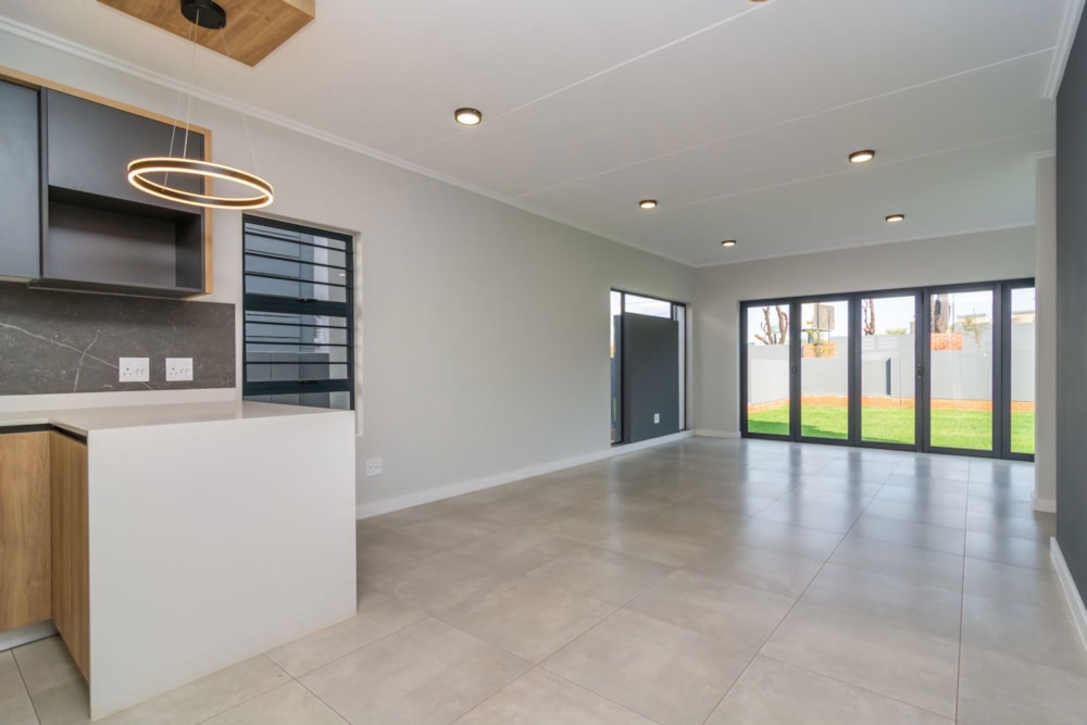 Security estate home for sale in Pinehaven - 1KR1718753 Security estate home for sale in Pinehaven - 1KR1718753