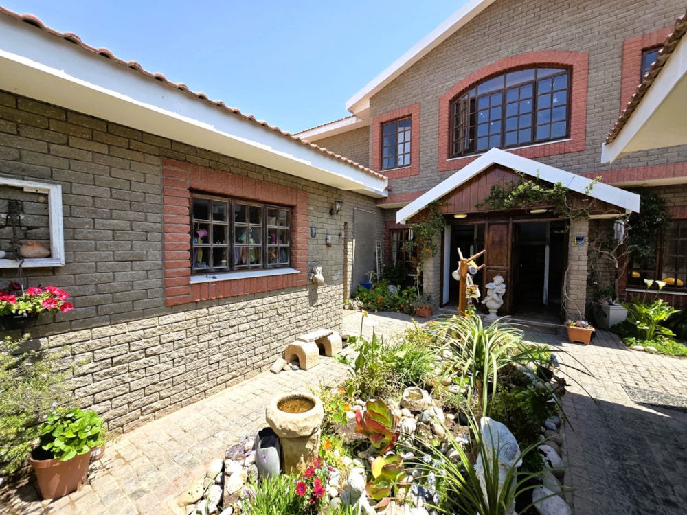 House for sale in Vogelstrand, Namibia - 3NM1718763 House for sale in Vogelstrand, Namibia - 3NM1718763