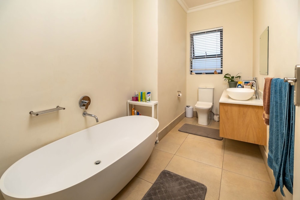 Townhouse for sale in Newlands, Zimbabwe - 3ZB1719466